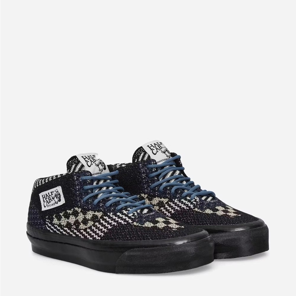 Vans half cab crochet nwt